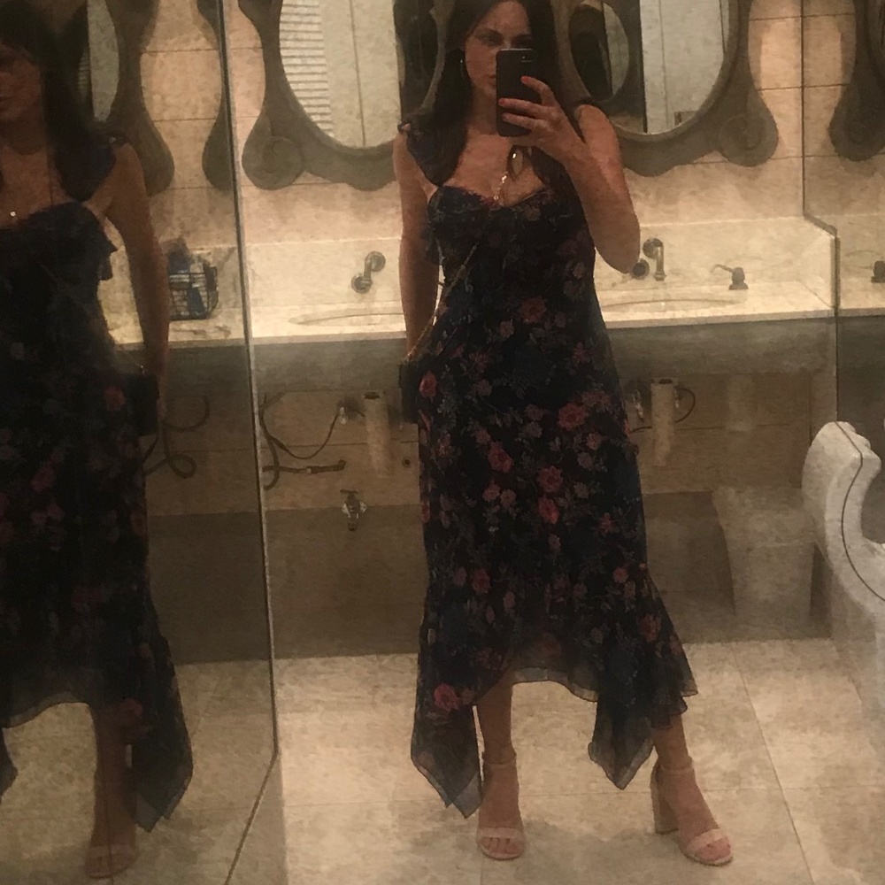 WAYF Issy Ruffle Strap Midi Dress SIZE S - Picture 8 of 15